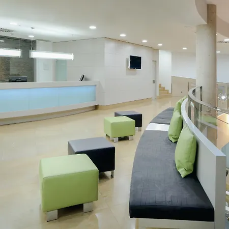 Hesperia Ramblas 4*