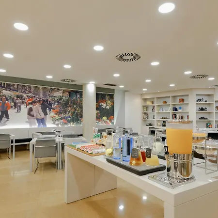 Hesperia Ramblas Hotel 4*