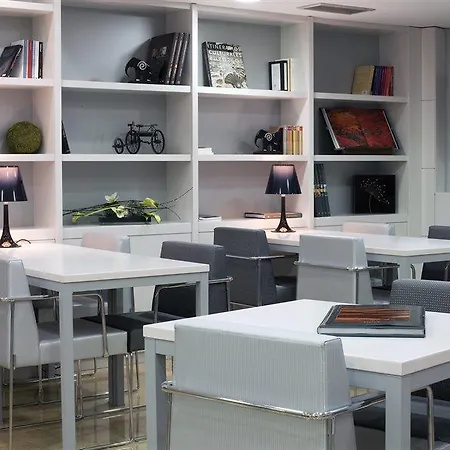 Hesperia Ramblas Hotel
