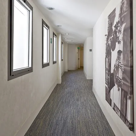 Catalonia La Boquería Hotel